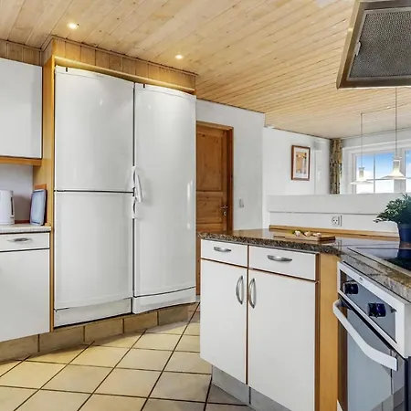 Holiday home Gorgeous In With House Sea View