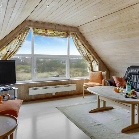 Holiday home Gorgeous In With House Sea View *
